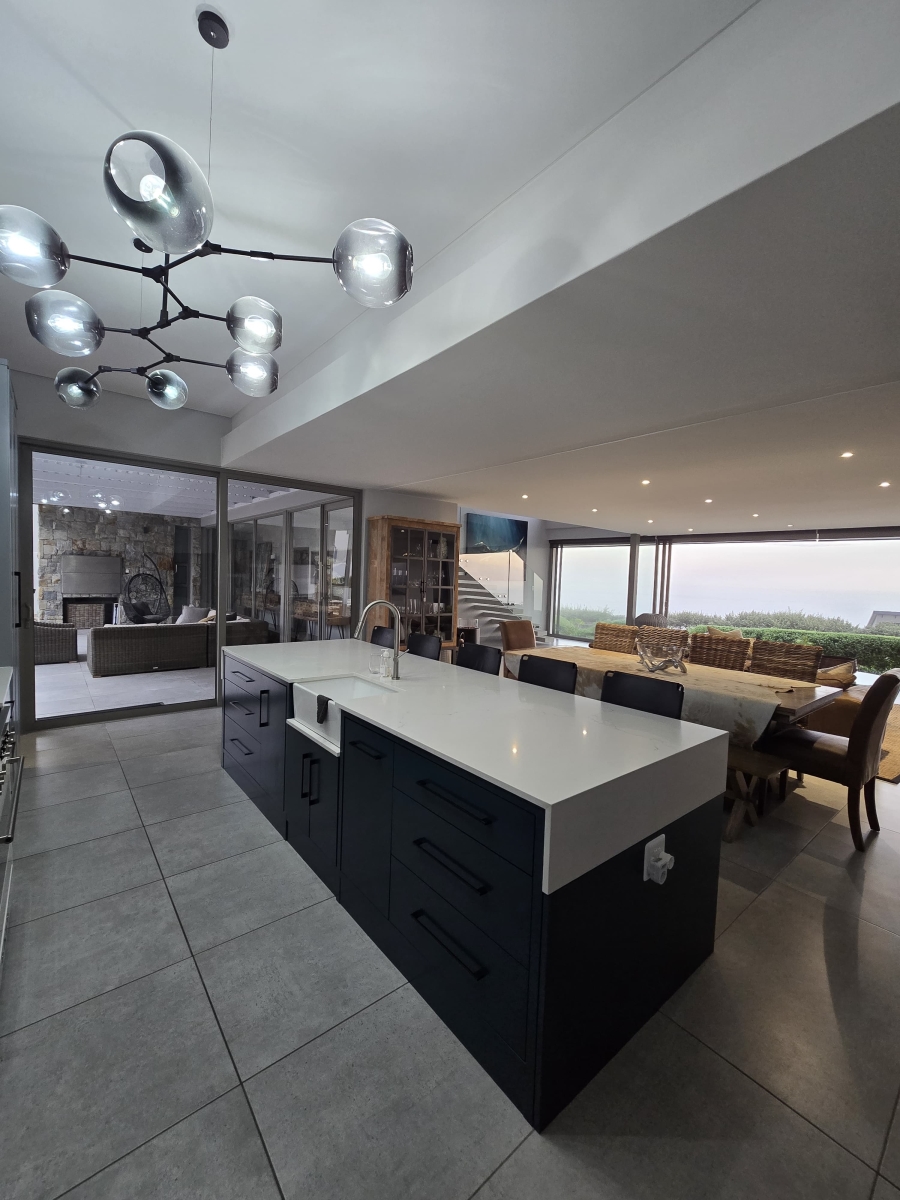 4 Bedroom Property for Sale in Oubaai Western Cape